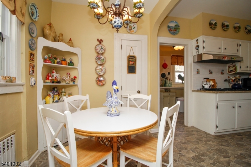 Clifton City, New Jersey, 07011-3254, United States, 6 Bedrooms Bedrooms, ,6 BathroomsBathrooms,Residential,For Sale,2005215