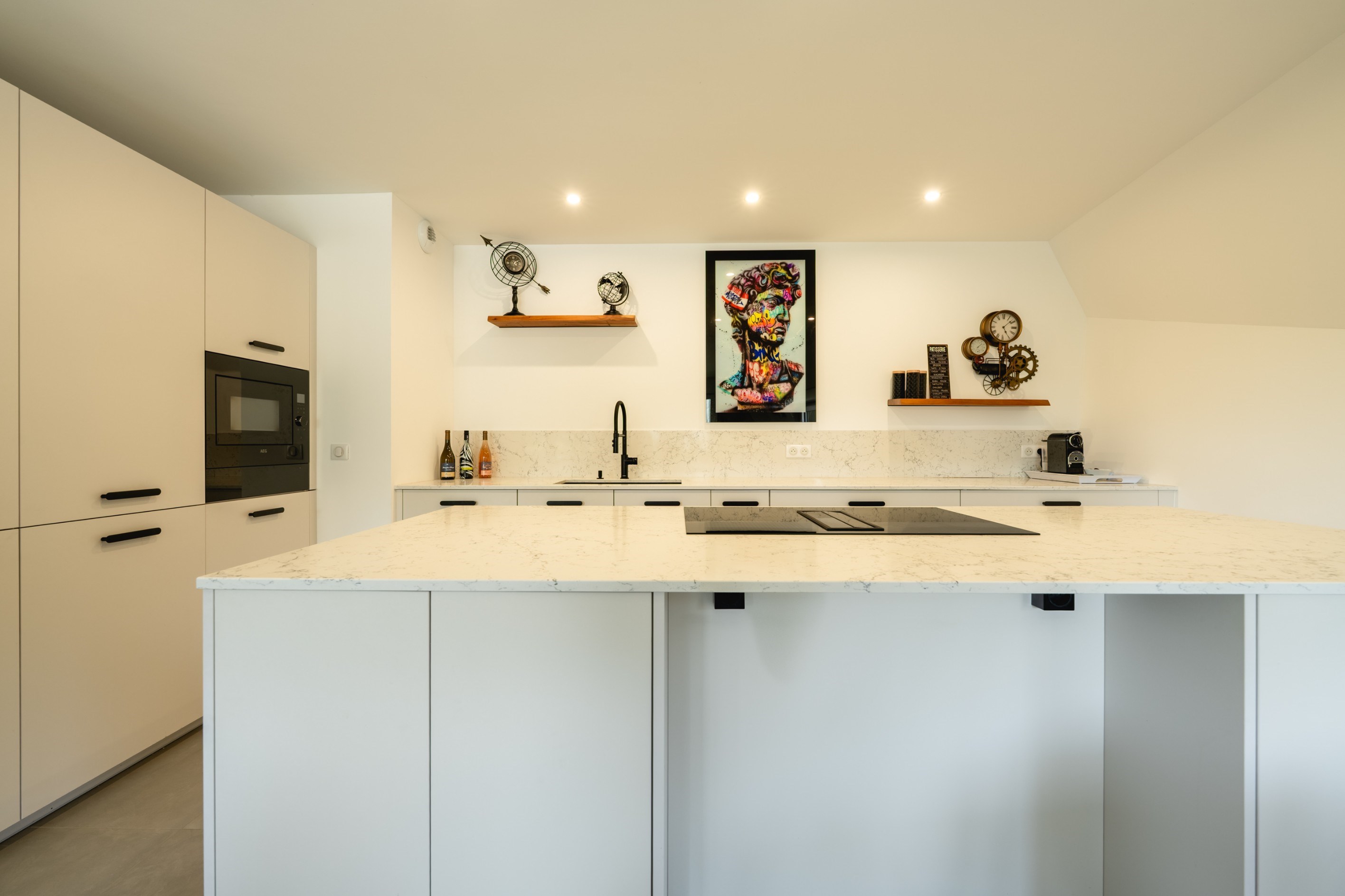 Elegant 105 m² family apartment with a terrace in the heart of Annecy - 物件實景