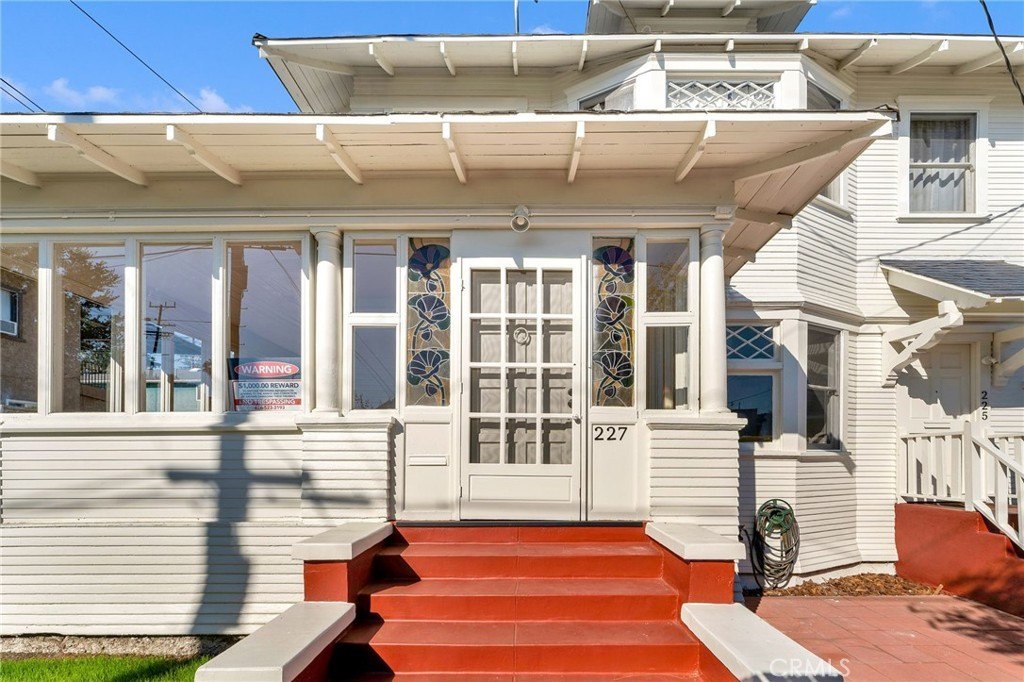 Los Angeles, California, 90042, United States, 3 Bedrooms Bedrooms, ,2 BathroomsBathrooms,Residential,For Sale,1920545