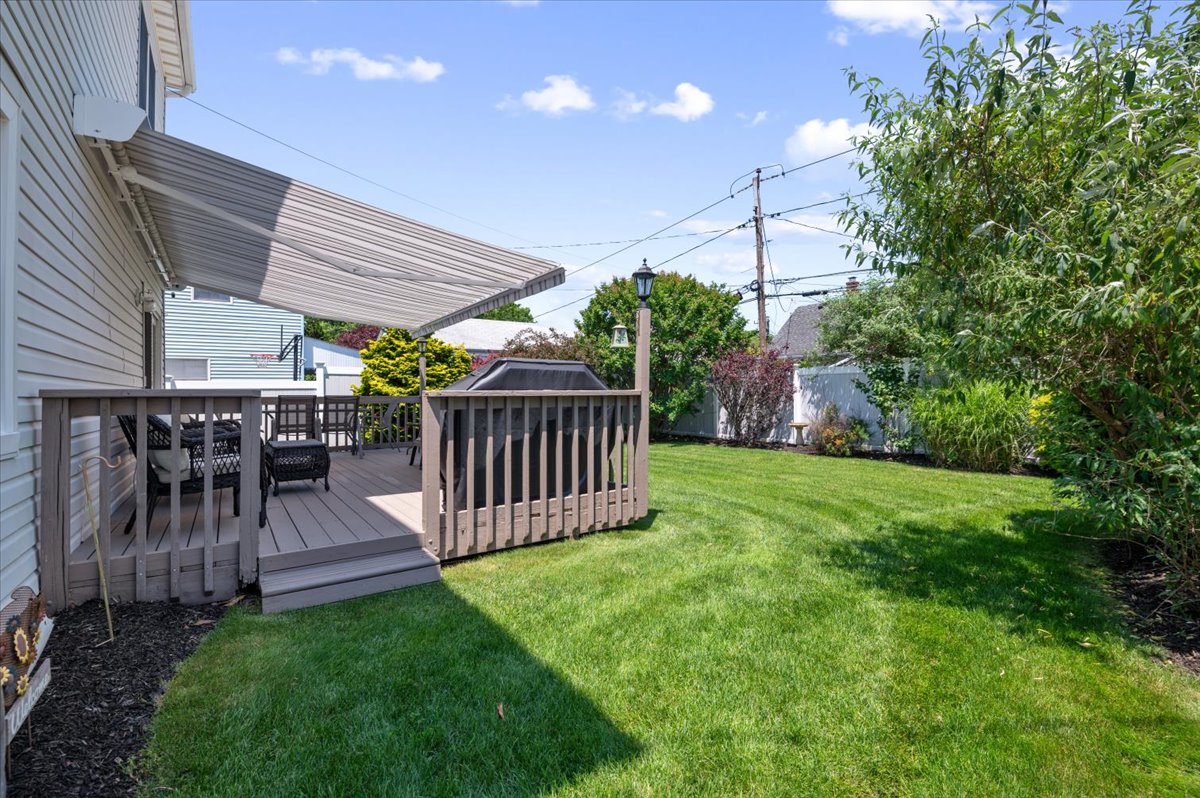 Levittown, New York, 11756, United States, 5 Bedrooms Bedrooms, ,2 BathroomsBathrooms,Residential,For Sale,1920496