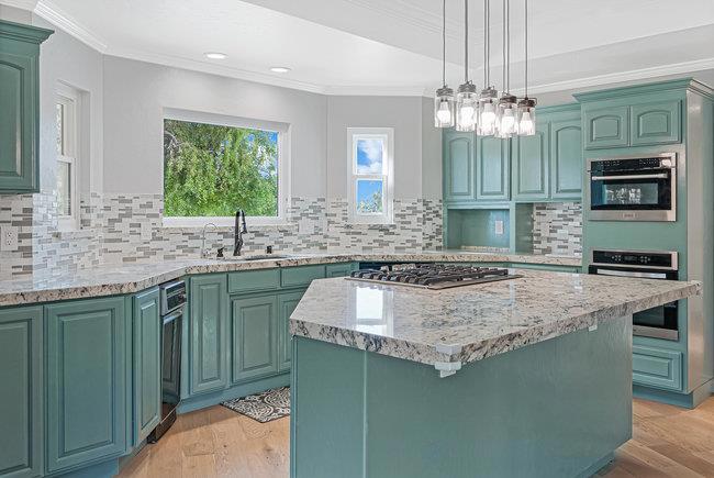 Tres Pinos, California, 95075, United States, 3 Bedrooms Bedrooms, ,3 BathroomsBathrooms,Residential,For Sale,1988626