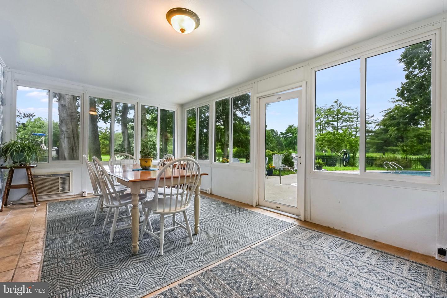 Easton, Maryland, 21601, United States, 5 Bedrooms Bedrooms, ,4 BathroomsBathrooms,Residential,For Sale,2002273