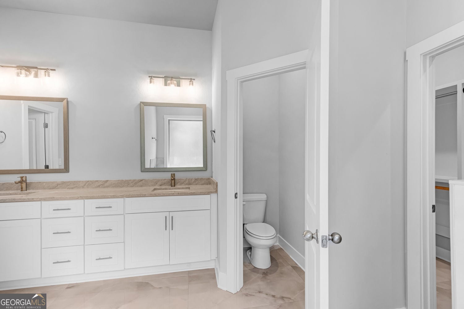 Ellenwood, Georgia, 30294, United States, 4 Bedrooms Bedrooms, ,4 BathroomsBathrooms,Residential,For Sale,1927685