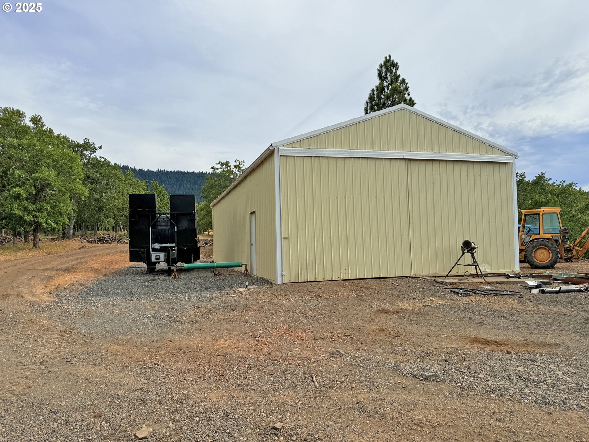 Lyle, Washington, 98635, United States, 3 Bedrooms Bedrooms, ,2 BathroomsBathrooms,Residential,For Sale,1875194
