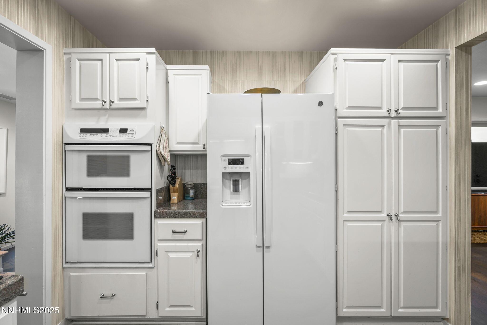 Reno, Nevada, 89519, United States, 2 Bedrooms Bedrooms, ,3 BathroomsBathrooms,Residential,For Sale,1987649