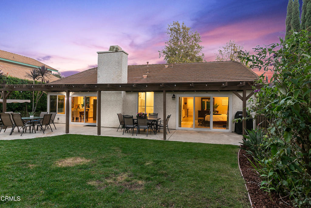 Thousand Oaks, California, 91362, United States, 4 Bedrooms Bedrooms, ,2 BathroomsBathrooms,Residential,For Sale,1988089