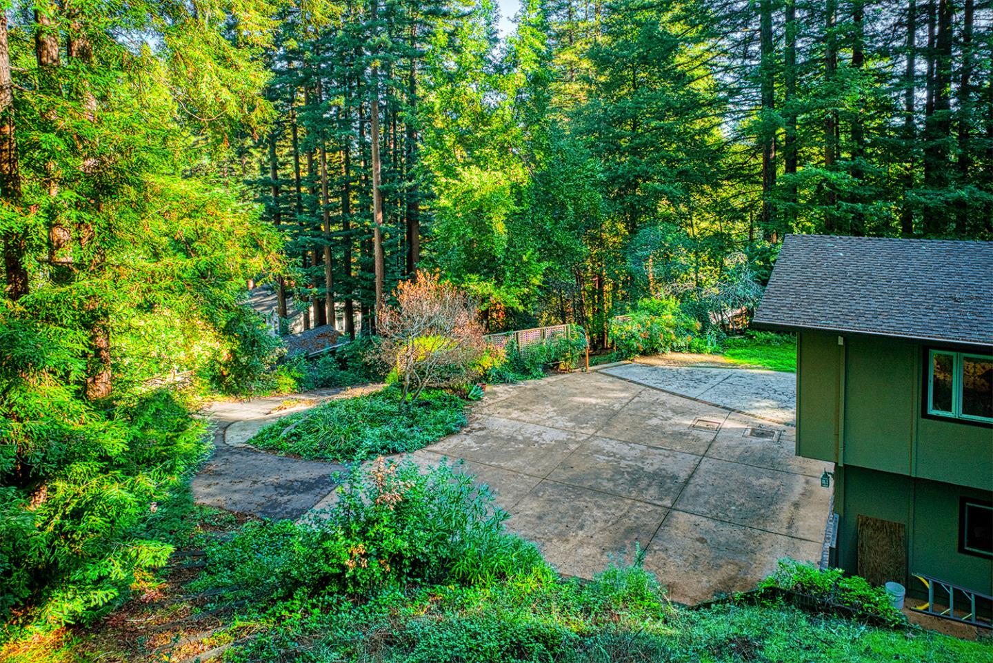 Felton, California, 95018, United States, 3 Bedrooms Bedrooms, ,3 BathroomsBathrooms,Residential,For Sale,1996895