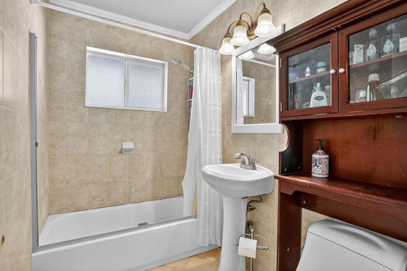 Deerfield Beach, Florida, 33441, United States, 4 Bedrooms Bedrooms, ,2 BathroomsBathrooms,Residential,For Sale,1907775