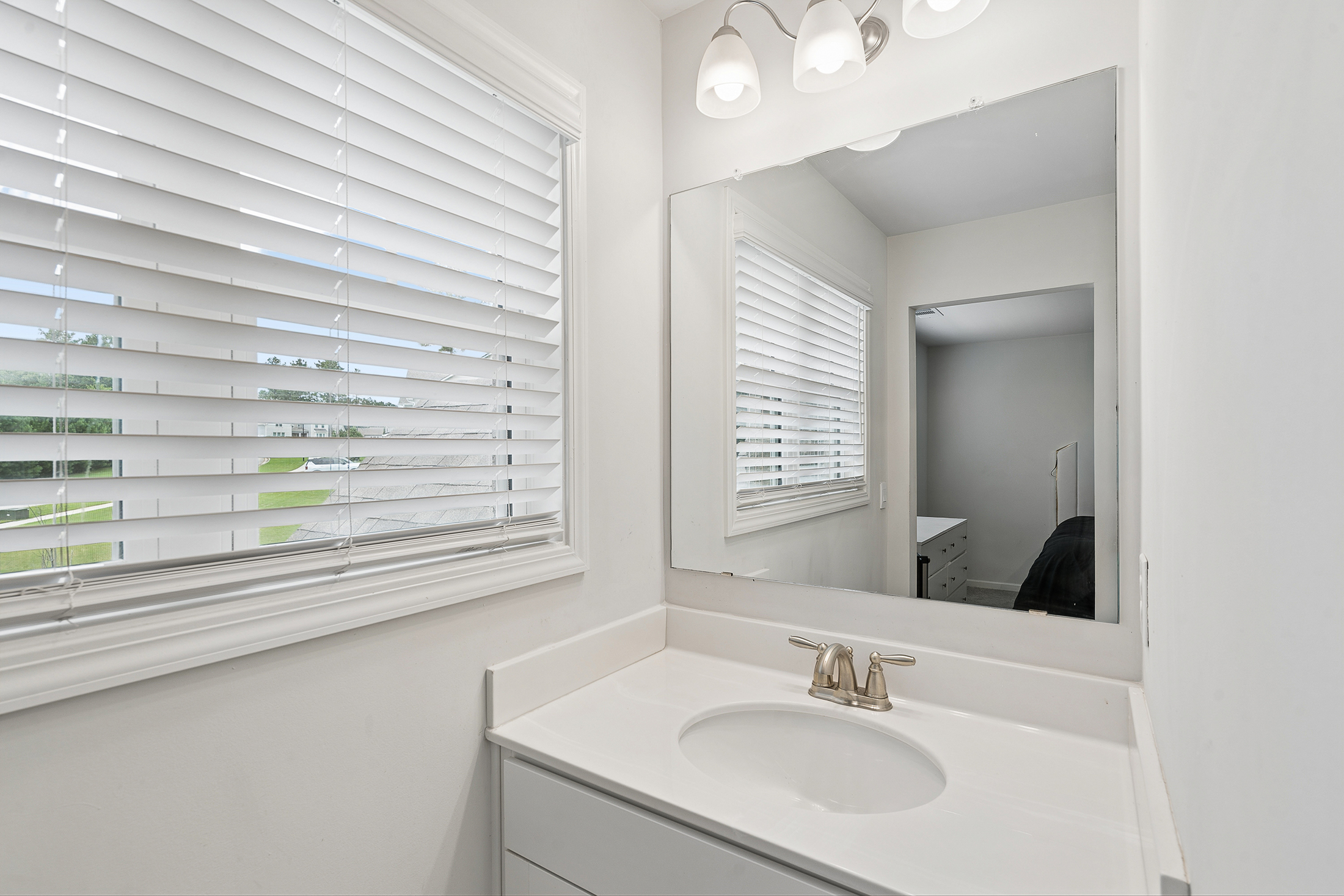  Beautifully Maintained Newer Construction Home on Private Cul-de-sac Lot - 物件實景