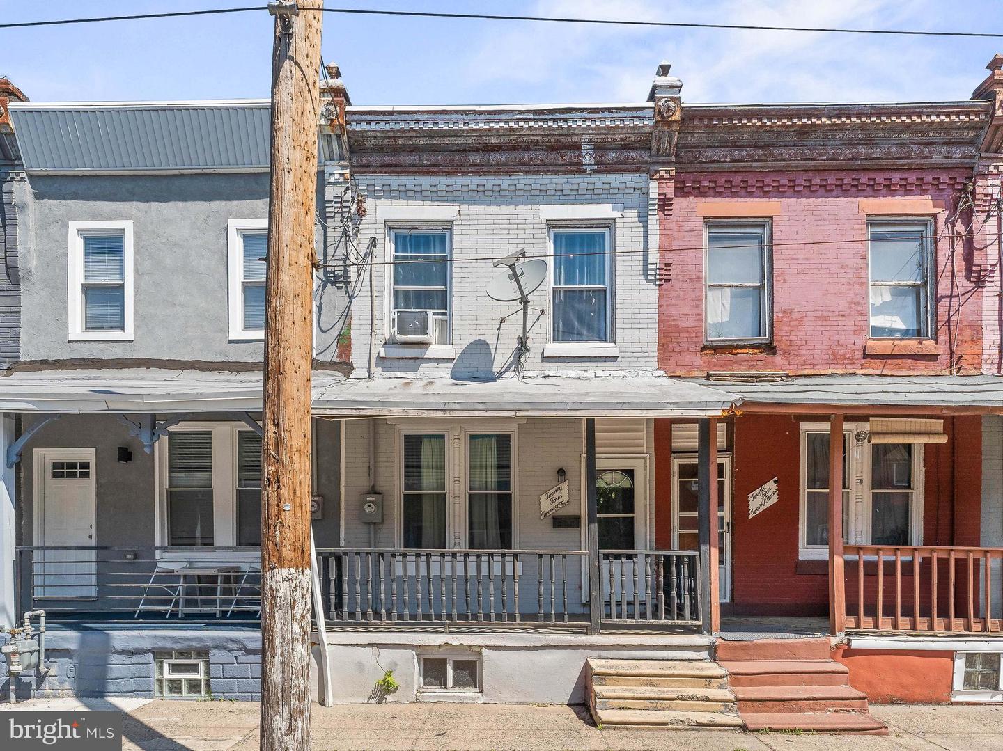 Oakdale St, Philadelphia, PA 19132