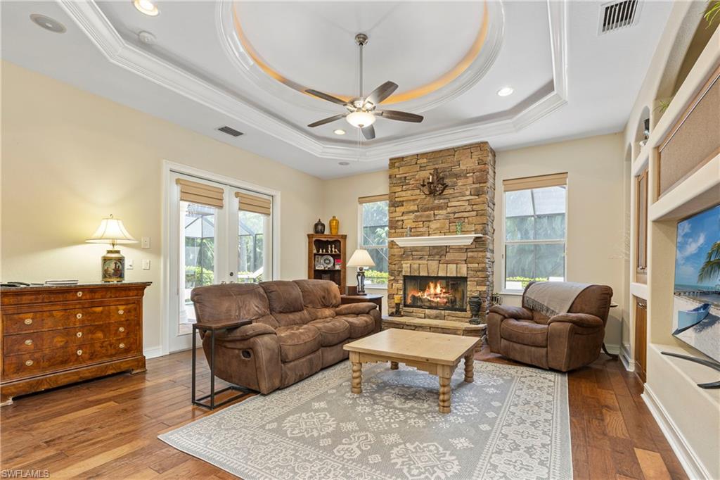 Naples, Florida, 34105, United States, 5 Bedrooms Bedrooms, ,4 BathroomsBathrooms,Residential,For Sale,1988253