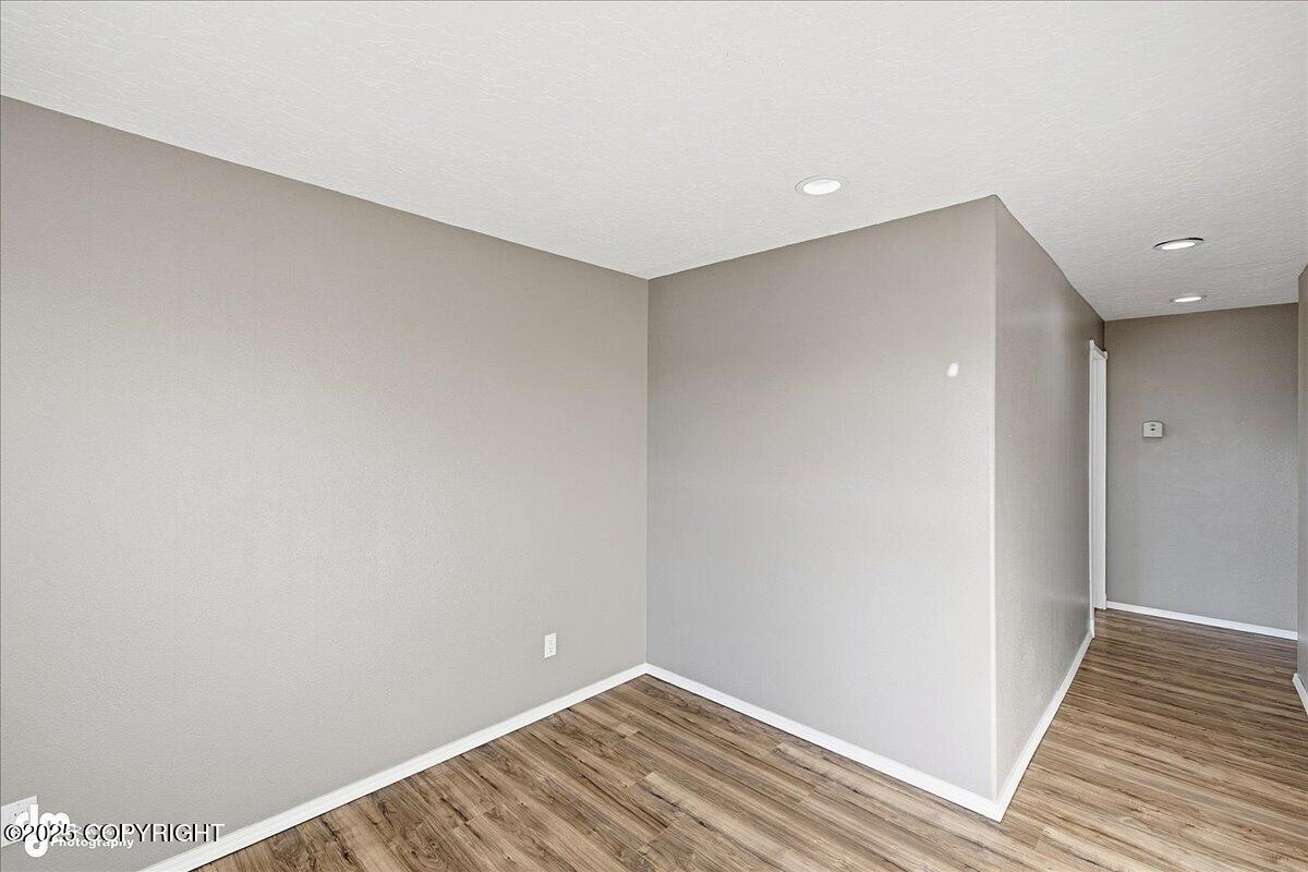 Sterling, Alaska, 99672, United States, 4 Bedrooms Bedrooms, ,3 BathroomsBathrooms,Residential,For Sale,1974036