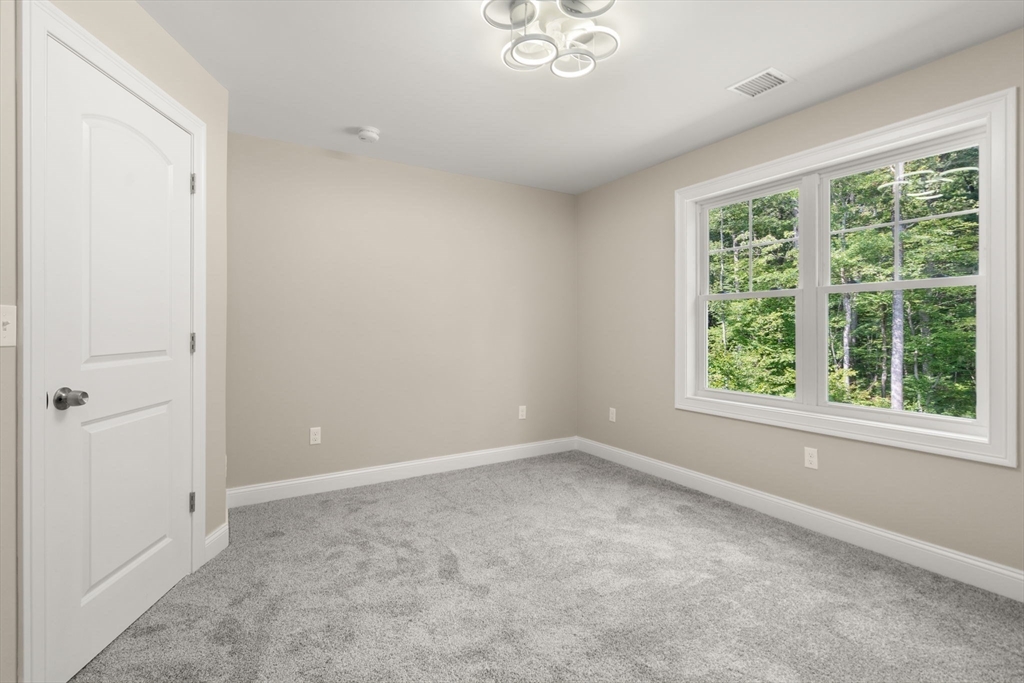 East Longmeadow, Massachusetts, 01028, United States, 4 Bedrooms Bedrooms, ,3 BathroomsBathrooms,Residential,For Sale,1986276