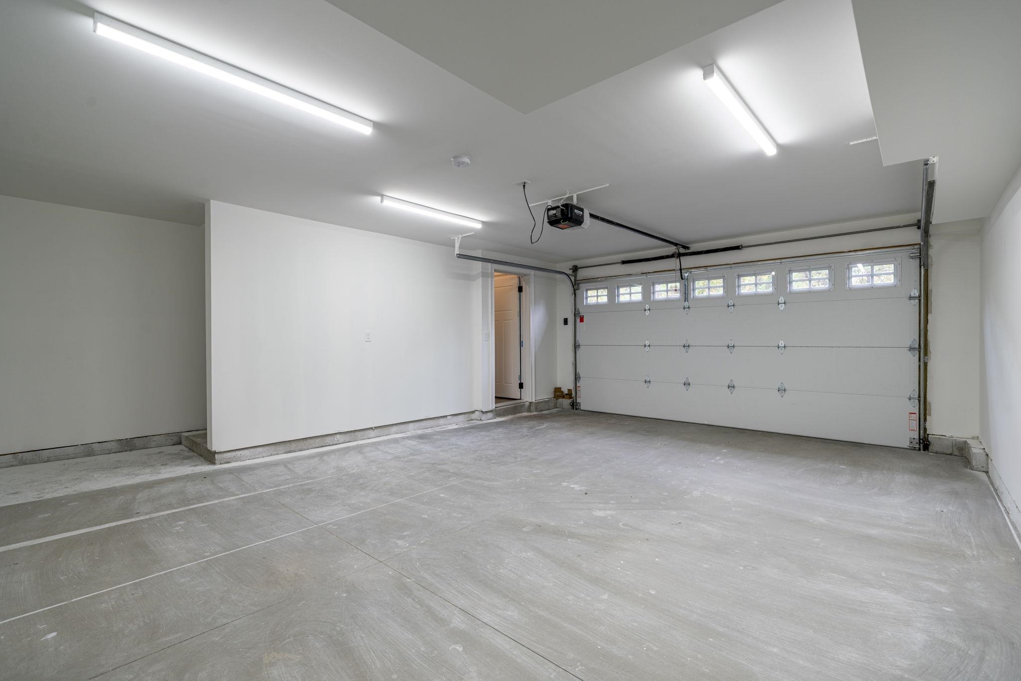 Londonderry, New Hampshire, 03053, United States, ,Residential,For Sale,1989120