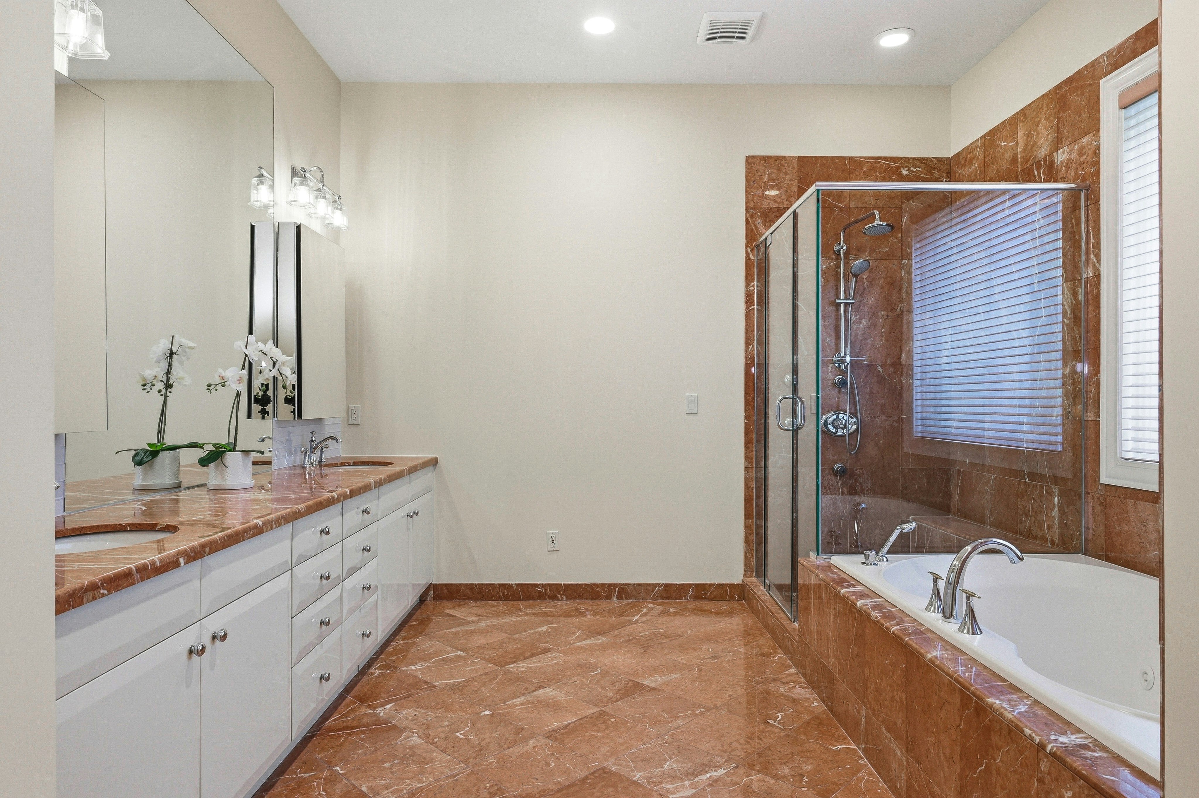  41 Evergreen Circle, Manhasset, NY, 11030 - 物件實景