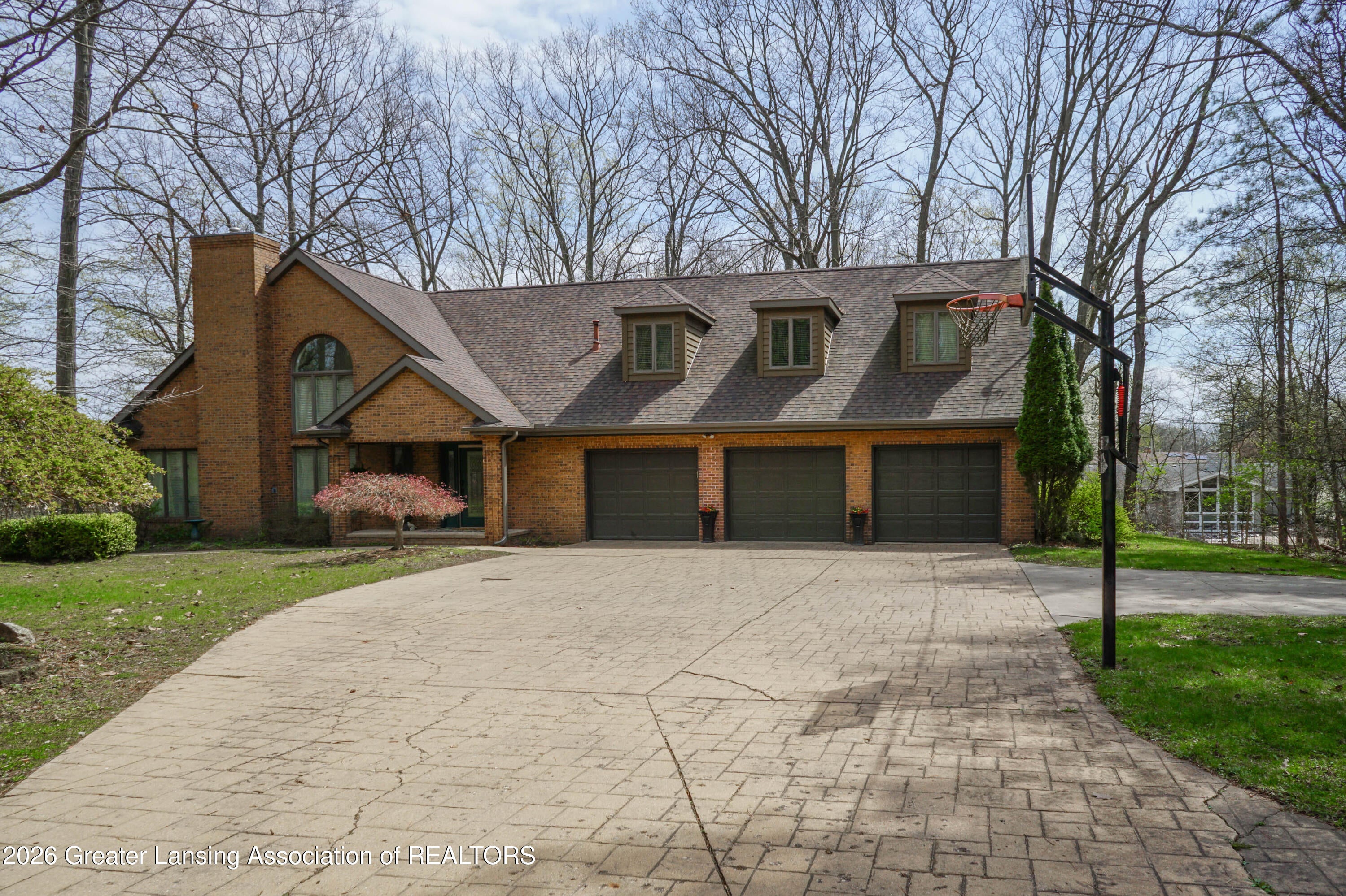 Wagon Wheel Ln, Lansing, MI 48917