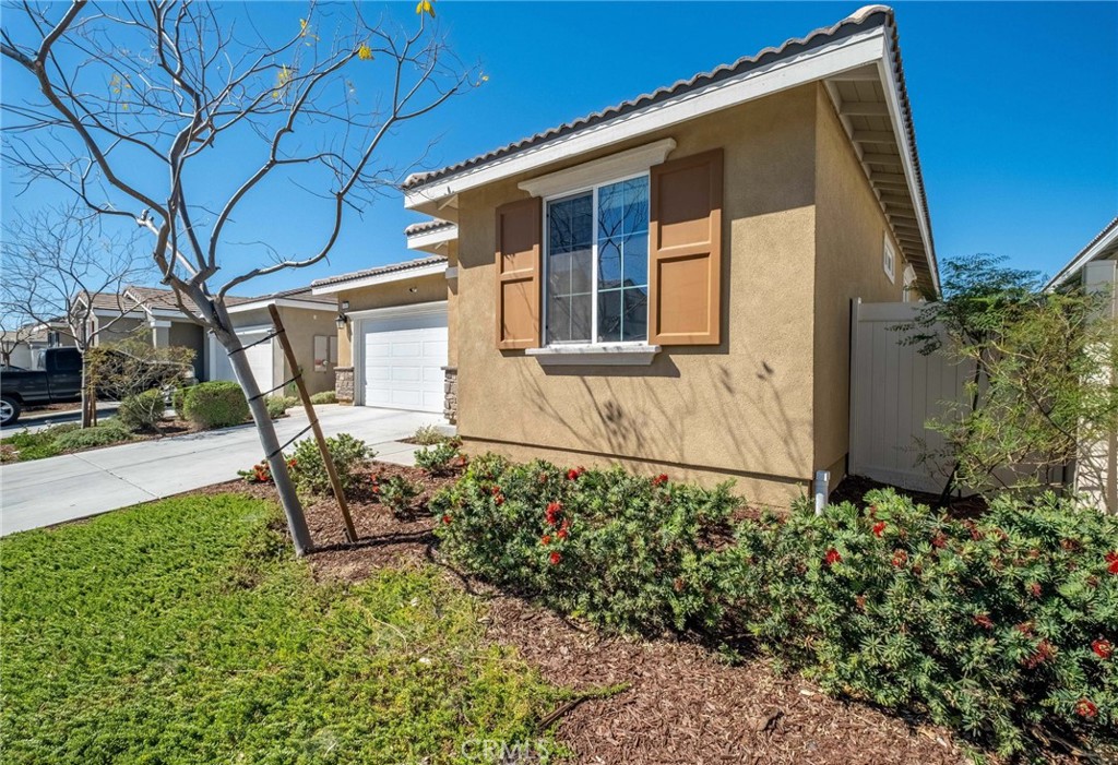 Moreno Valley, California, 92553, United States, 3 Bedrooms Bedrooms, ,2 BathroomsBathrooms,Residential,For Sale,2042349