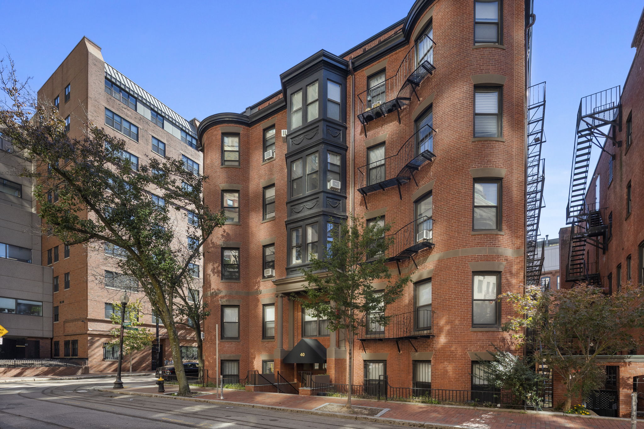  38-40 Saint Botolph Street, Boston, MA, 02116 - 物件實景