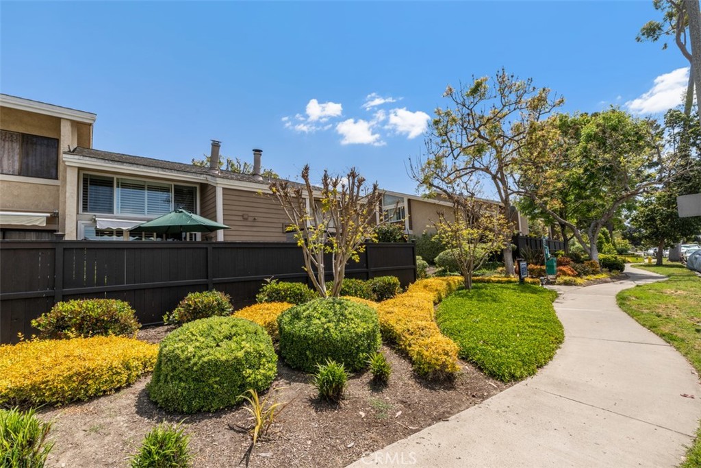 Irvine, California, 92620, United States, 1 Bedroom Bedrooms, ,2 BathroomsBathrooms,Residential,For Sale,1906882