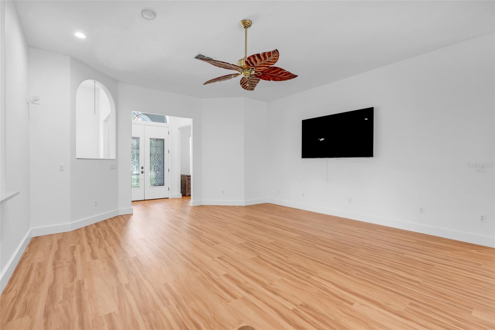 CLERMONT, Florida, 34711, United States, 3 Bedrooms Bedrooms, ,2 BathroomsBathrooms,Residential,For Sale,1938857