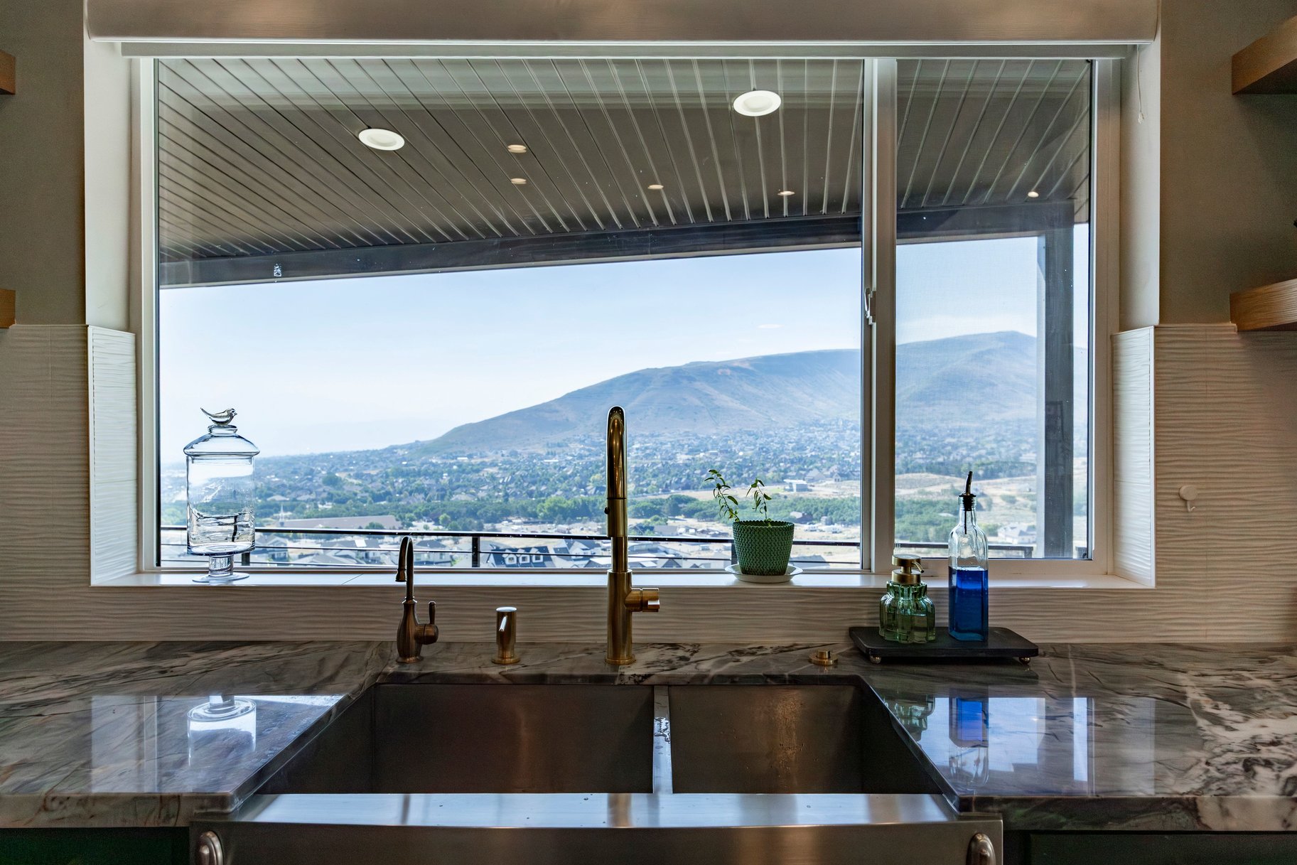  Modern Luxury with Unobstructed Views of Salt Lake Valley and Mountains - 物件實景