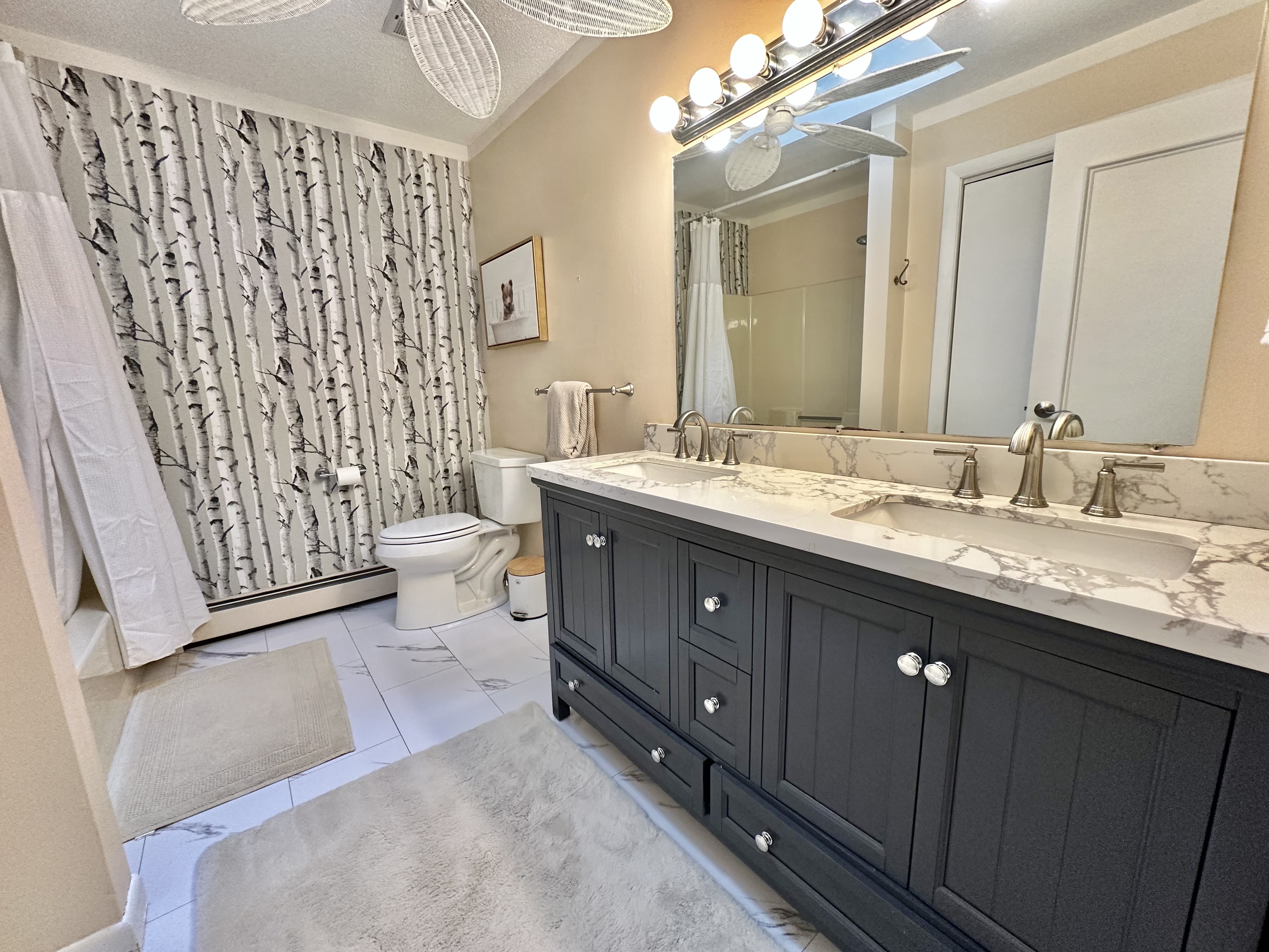 Narragansett, Rhode Island, 02882, United States, 4 Bedrooms Bedrooms, ,2 BathroomsBathrooms,Residential,For Sale,2049265