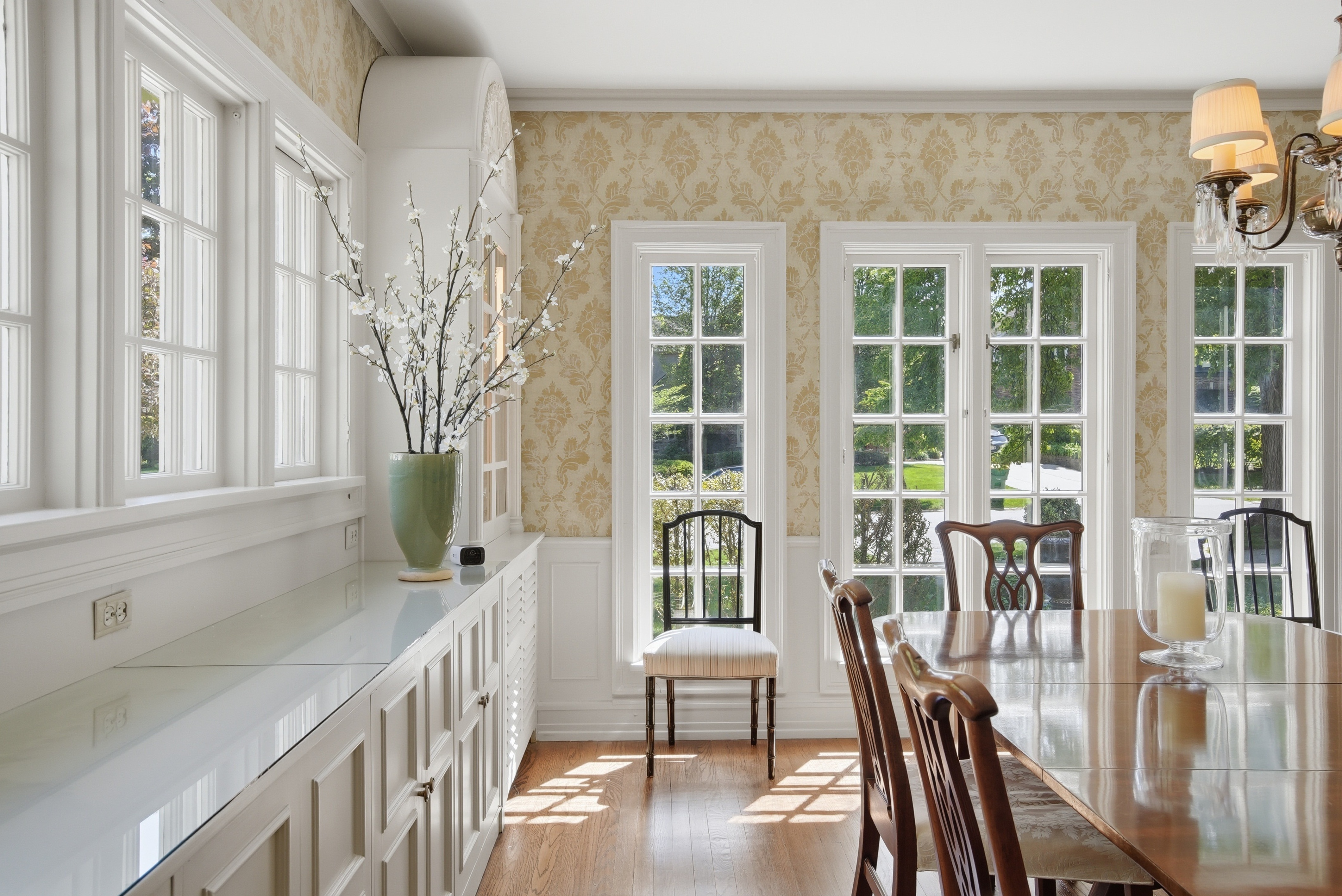  Timeless Shorewood Residence - 物件實景
