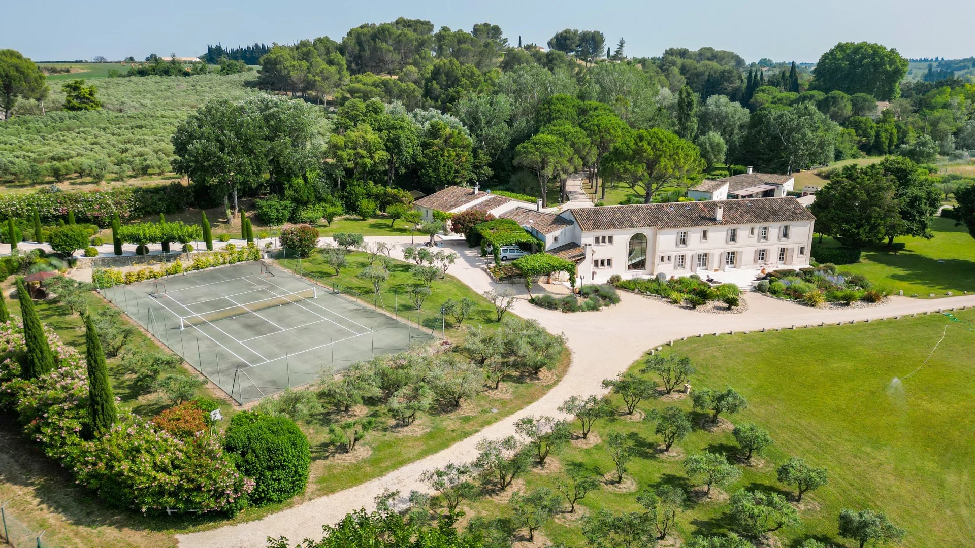 Arles, Provence-Alpes-Côte d’Azur, 13200, FR, ,Residential,For Sale,1987892