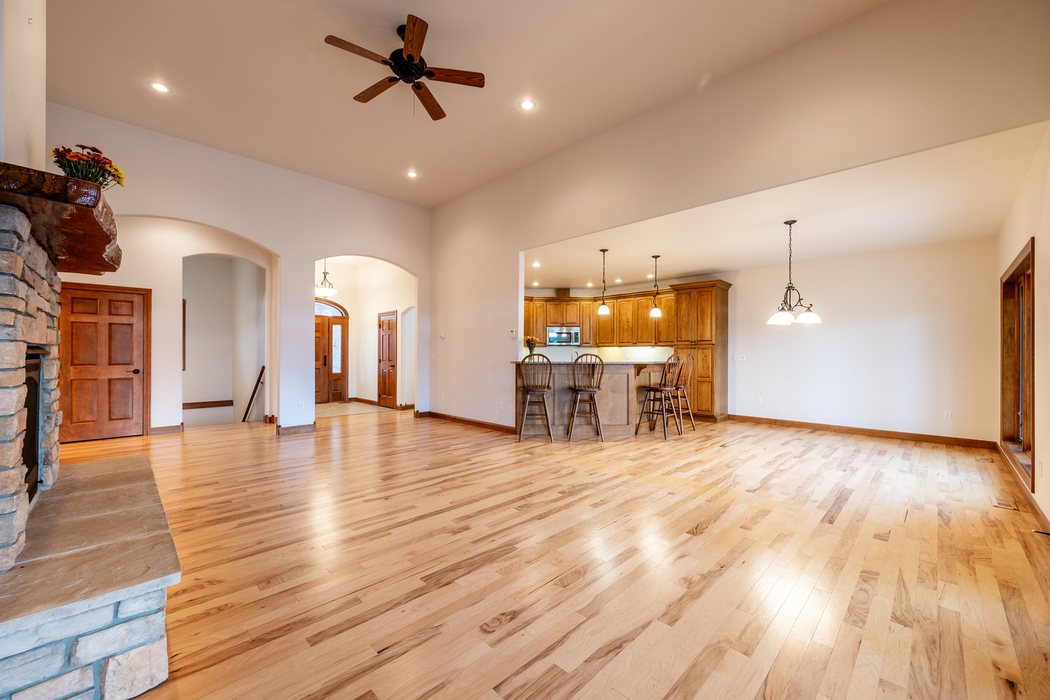 Buffalo, Wyoming, 82834, United States, 4 Bedrooms Bedrooms, ,4 BathroomsBathrooms,Residential,For Sale,2005506