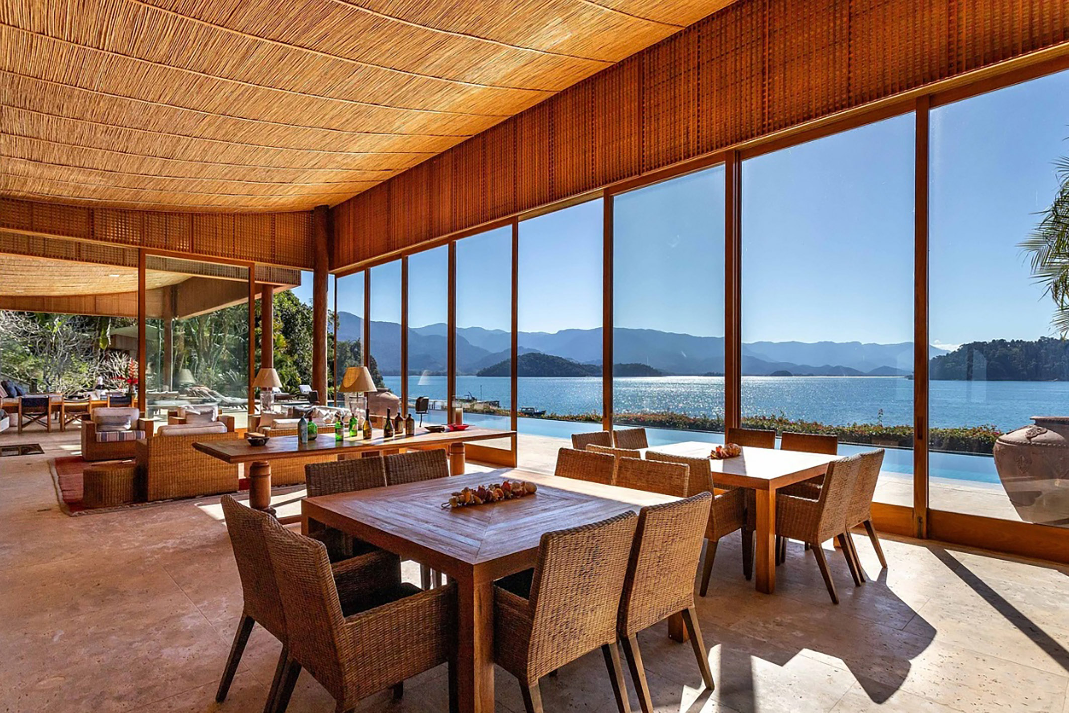  Waterfront estate with private suites and exceptional leisure infrastructure - 物件實景