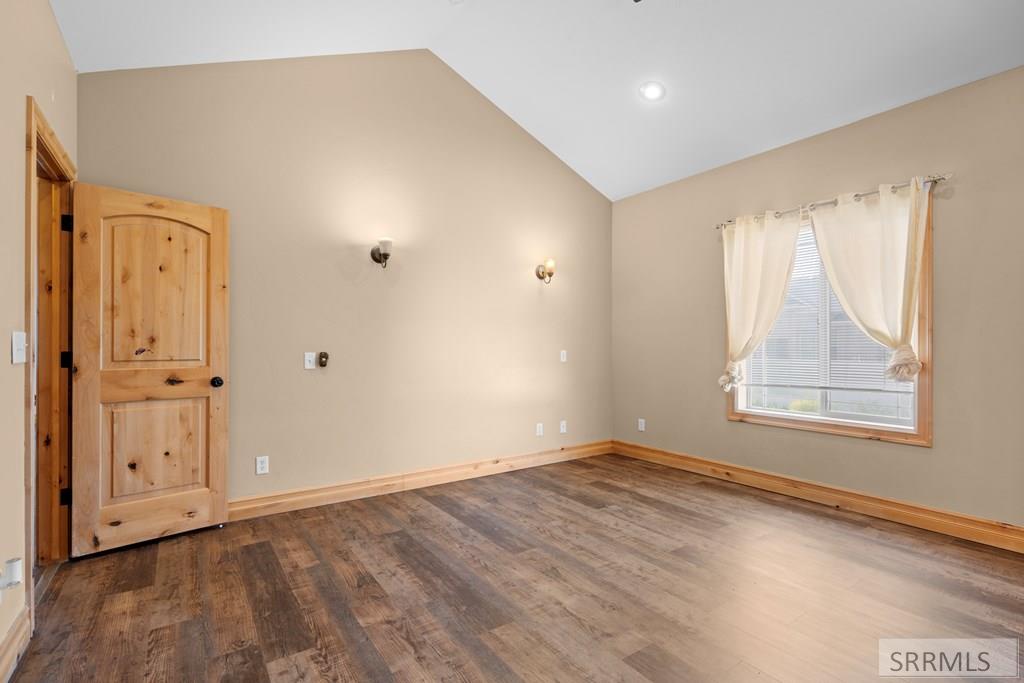 IDAHO FALLS, Idaho, 83401, United States, 6 Bedrooms Bedrooms, ,3 BathroomsBathrooms,Residential,For Sale,2006339