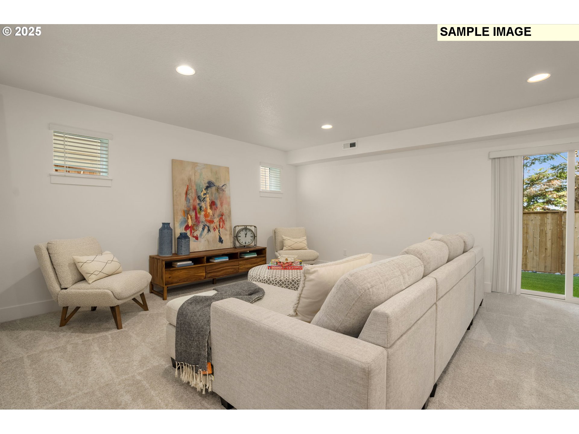 Beaverton, Oregon, 97003, United States, 4 Bedrooms Bedrooms, ,2 BathroomsBathrooms,Residential,For Sale,1730491