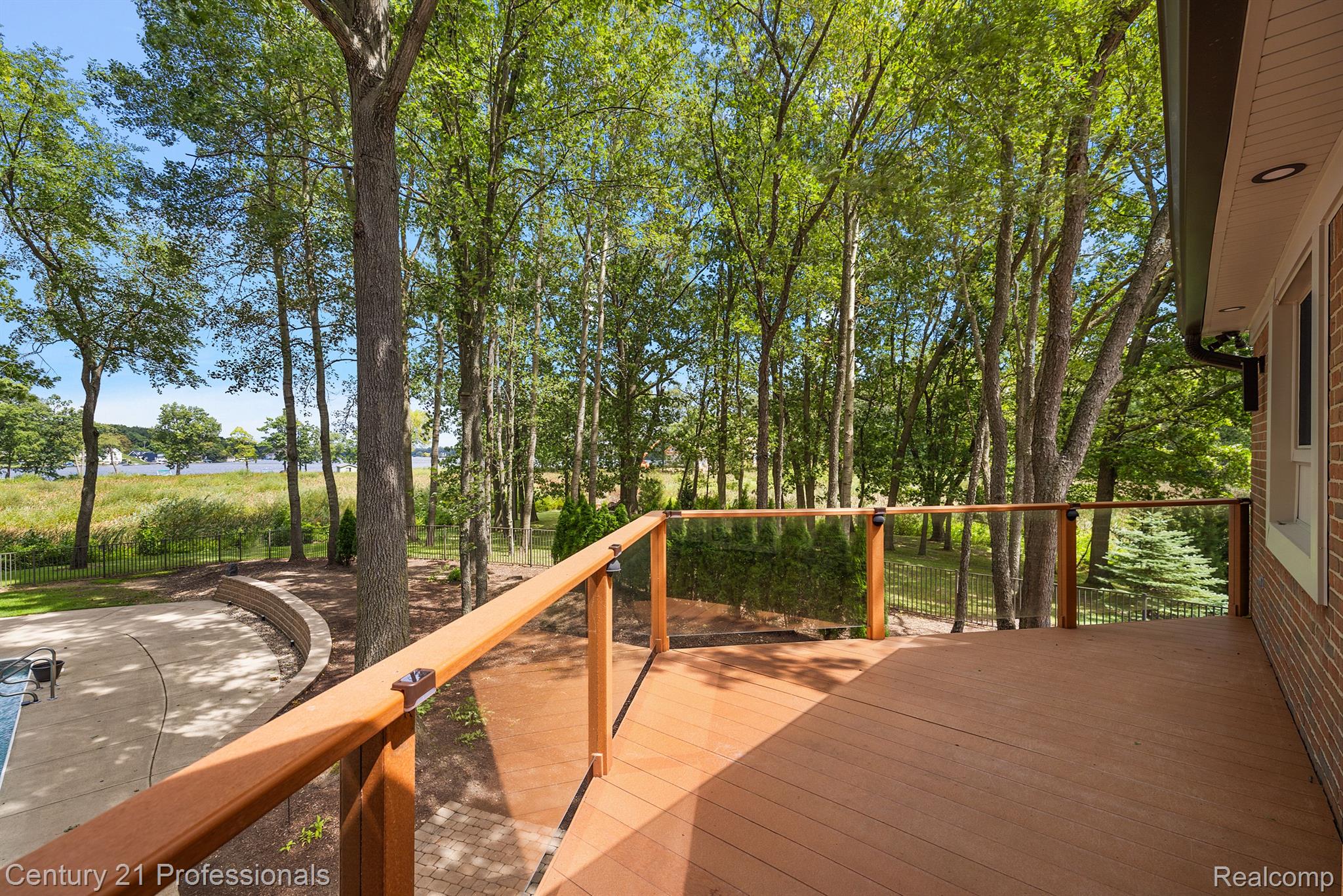 Davisburg, Michigan, 48350, United States, 5 Bedrooms Bedrooms, ,4 BathroomsBathrooms,Residential,For Sale,1978362