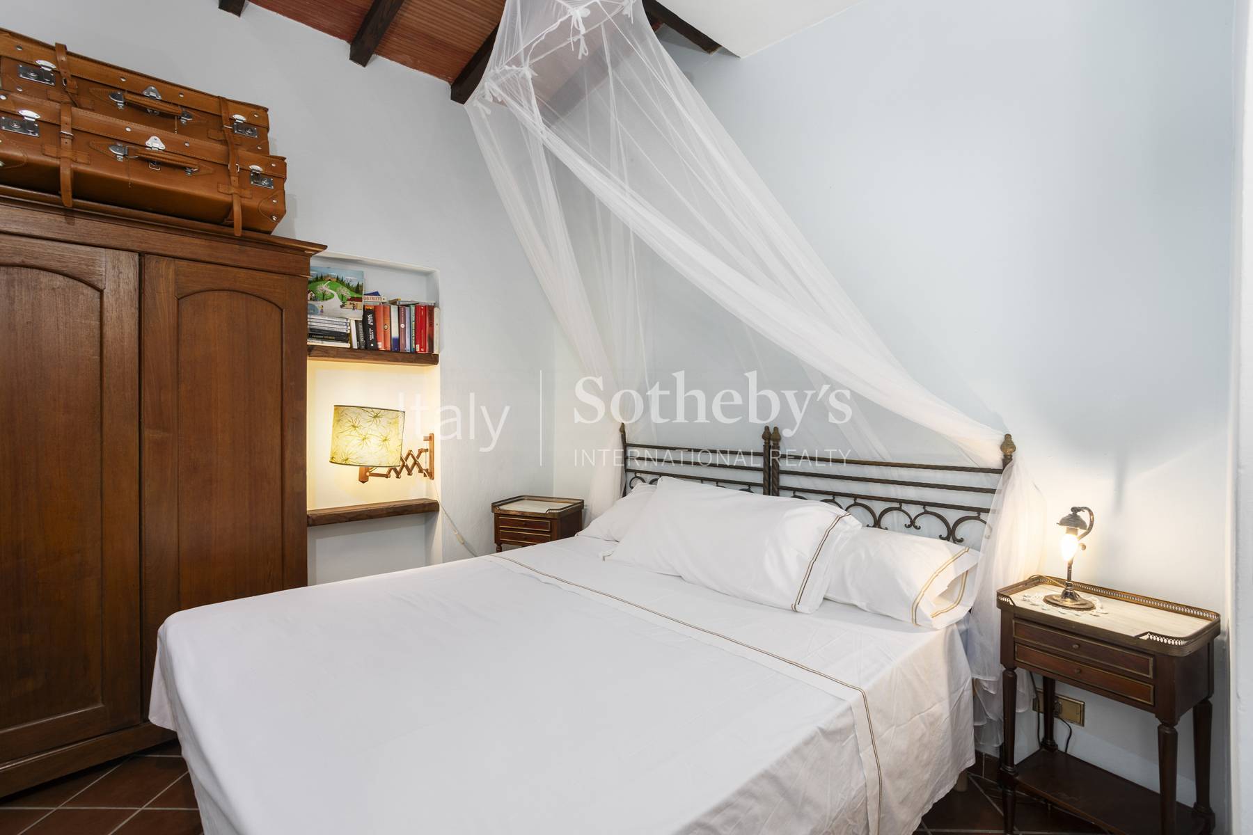  Tuscan farmhouse with outbuilding to restore - 物件實景