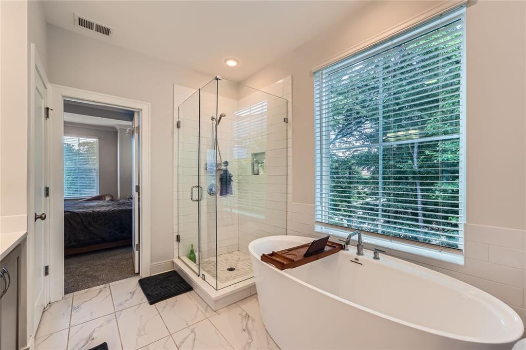 Decatur, Georgia, 30030, United States, 3 Bedrooms Bedrooms, ,5 BathroomsBathrooms,Residential,For Sale,1942093