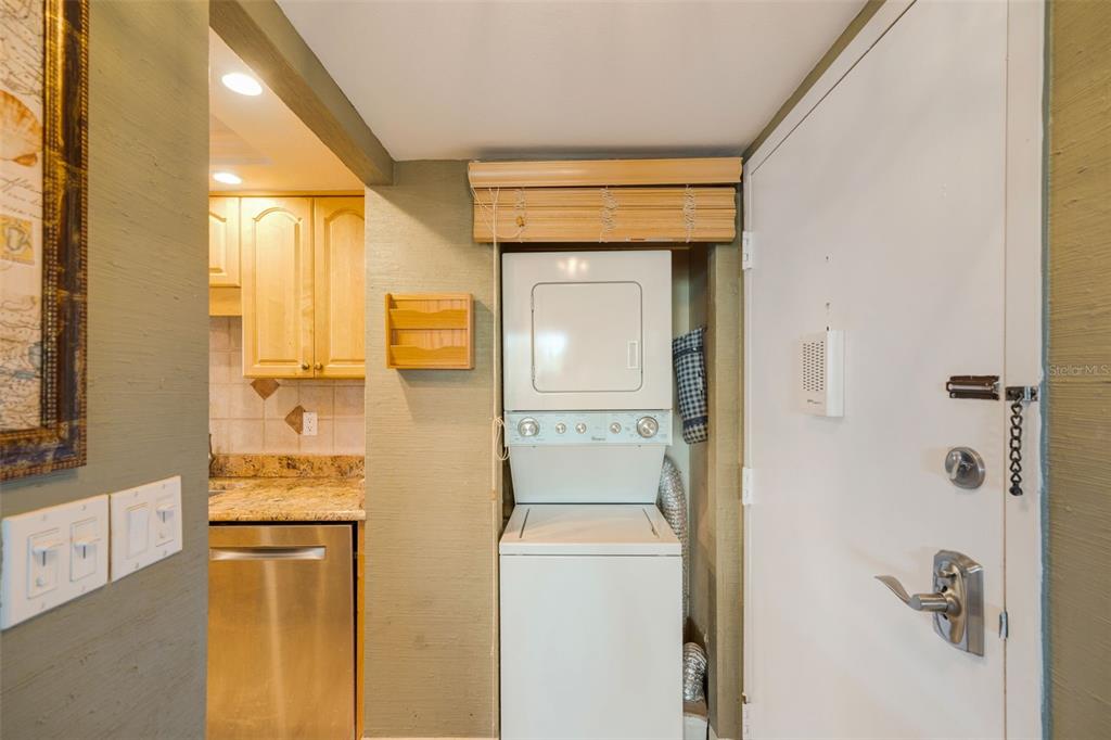 Sarasota, Florida, 34242, United States, 3 Bedrooms Bedrooms, ,3 BathroomsBathrooms,Residential,For Sale,1987736