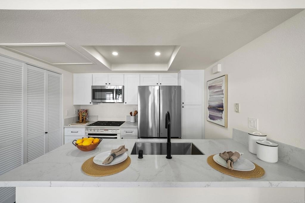 Chula Vista, California, 91913, United States, 2 Bedrooms Bedrooms, ,2 BathroomsBathrooms,Residential,For Sale,1903283