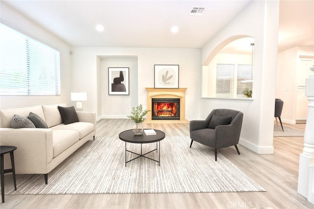 Corona, California, 92878, United States, 4 Bedrooms Bedrooms, ,3 BathroomsBathrooms,Residential,For Sale,2002963