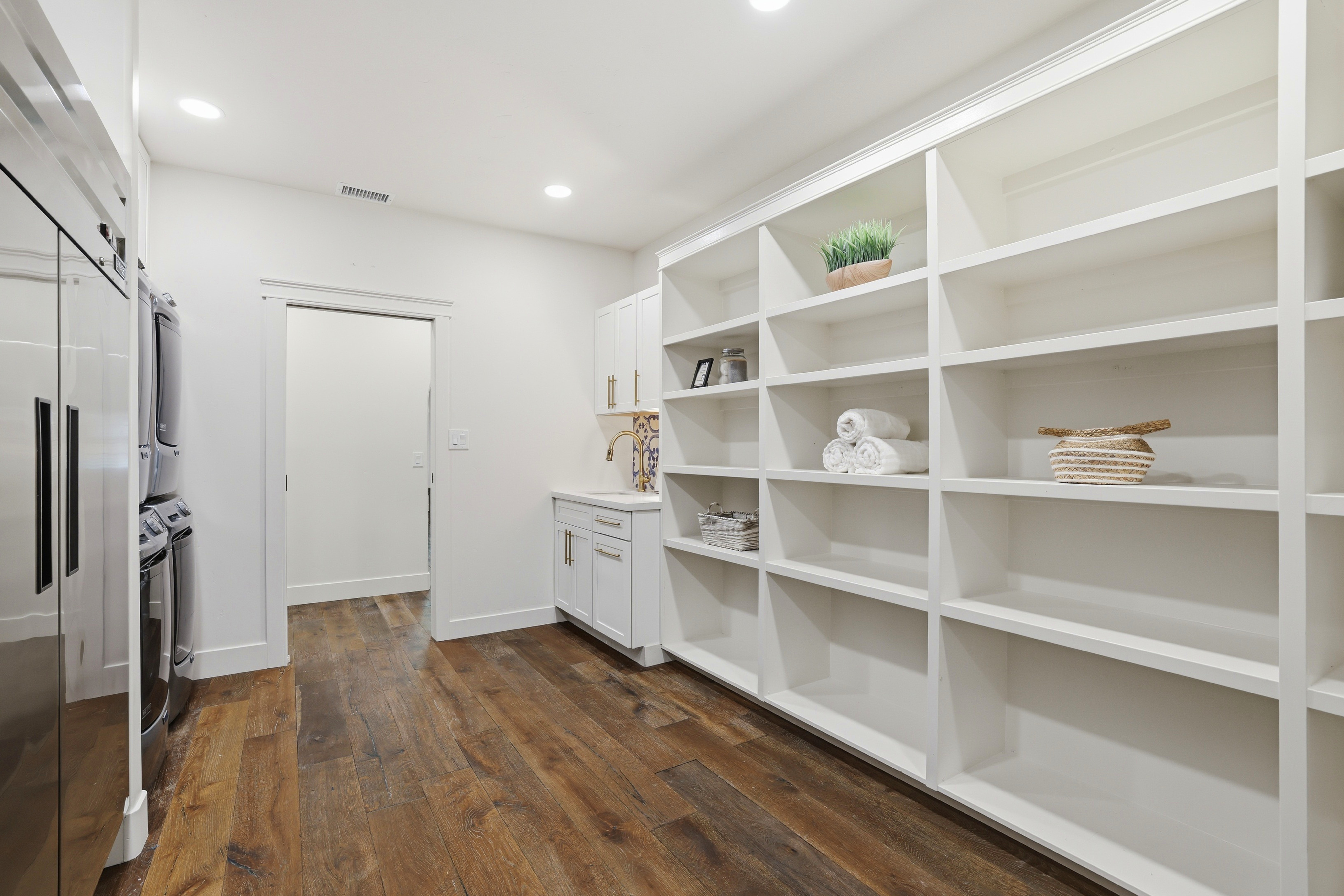  8735 Phoenix Avenue, Fair Oaks, CA 95628 - 物件實景