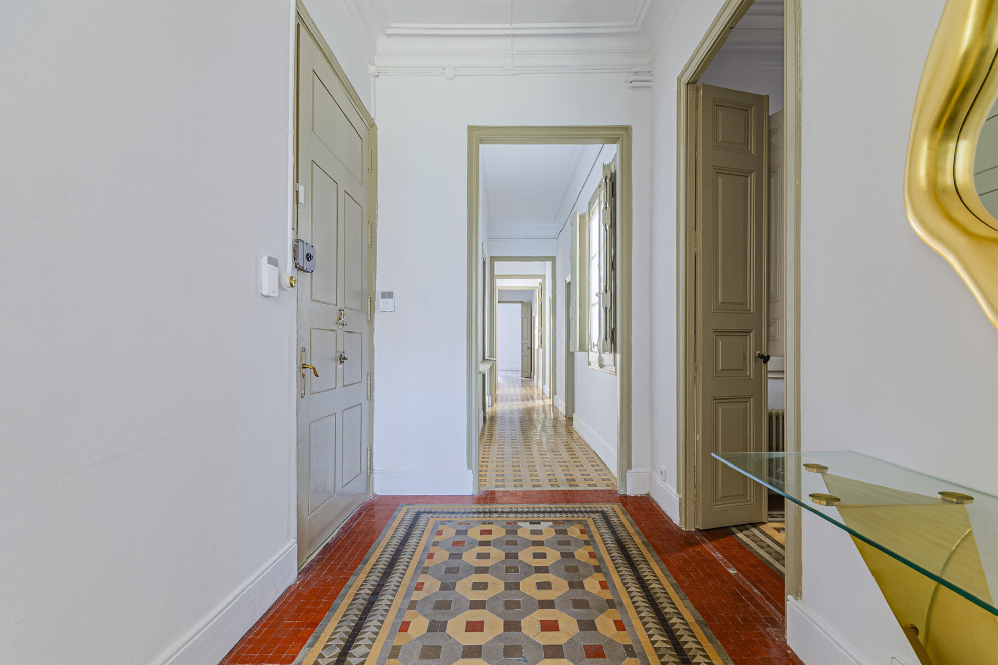  High floor with historical elements in Paseo de Gracia - 物件實景
