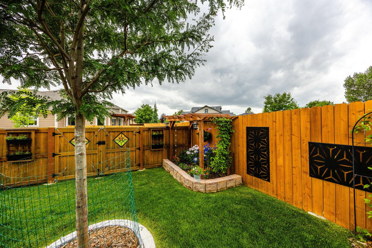 Sheridan, Wyoming, 82801, United States, 4 Bedrooms Bedrooms, ,2 BathroomsBathrooms,Residential,For Sale,1980620