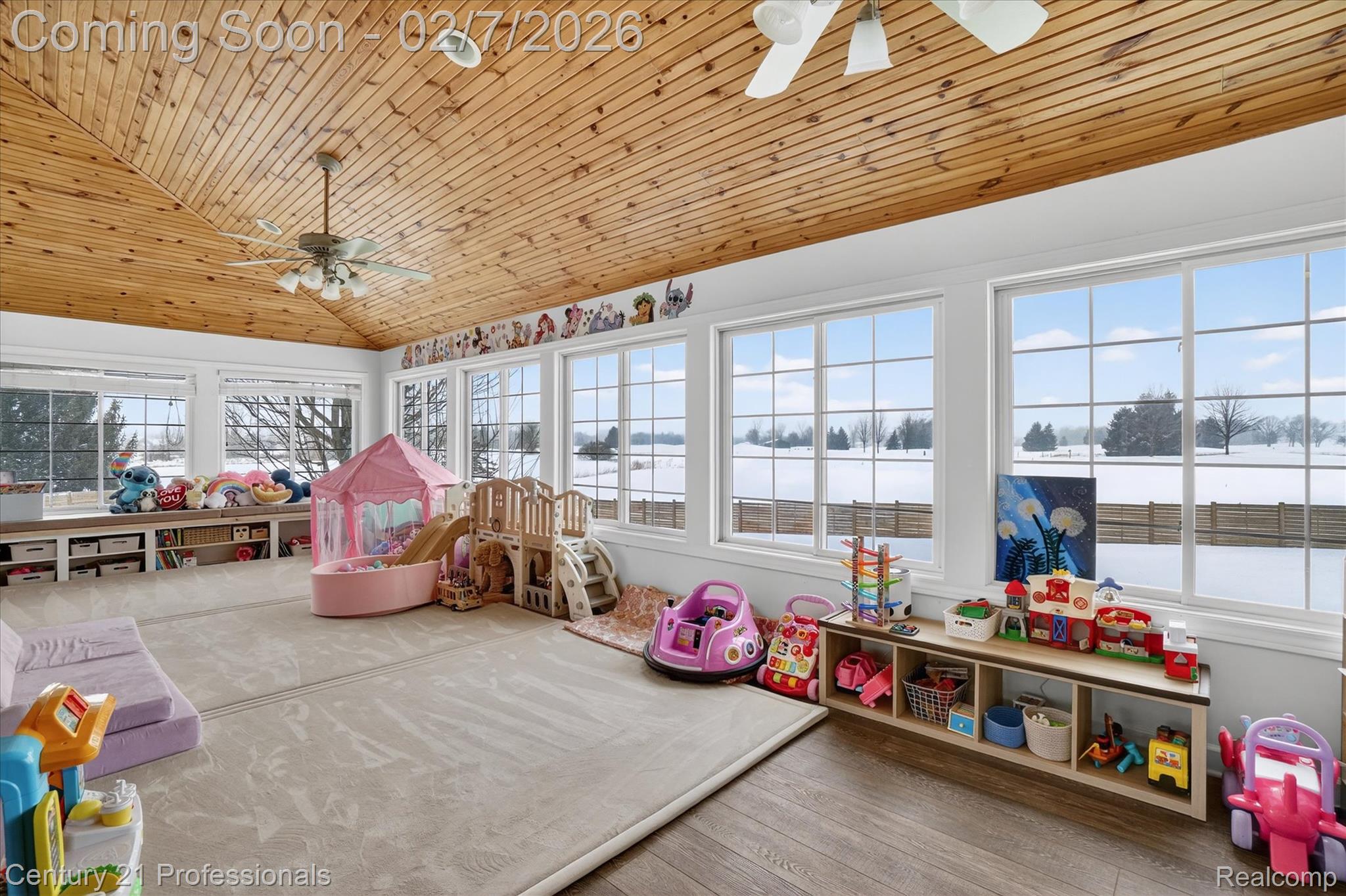 NewHudson, Michigan, 48165, United States, 3 Bedrooms Bedrooms, ,2 BathroomsBathrooms,Residential,For Sale,2014527