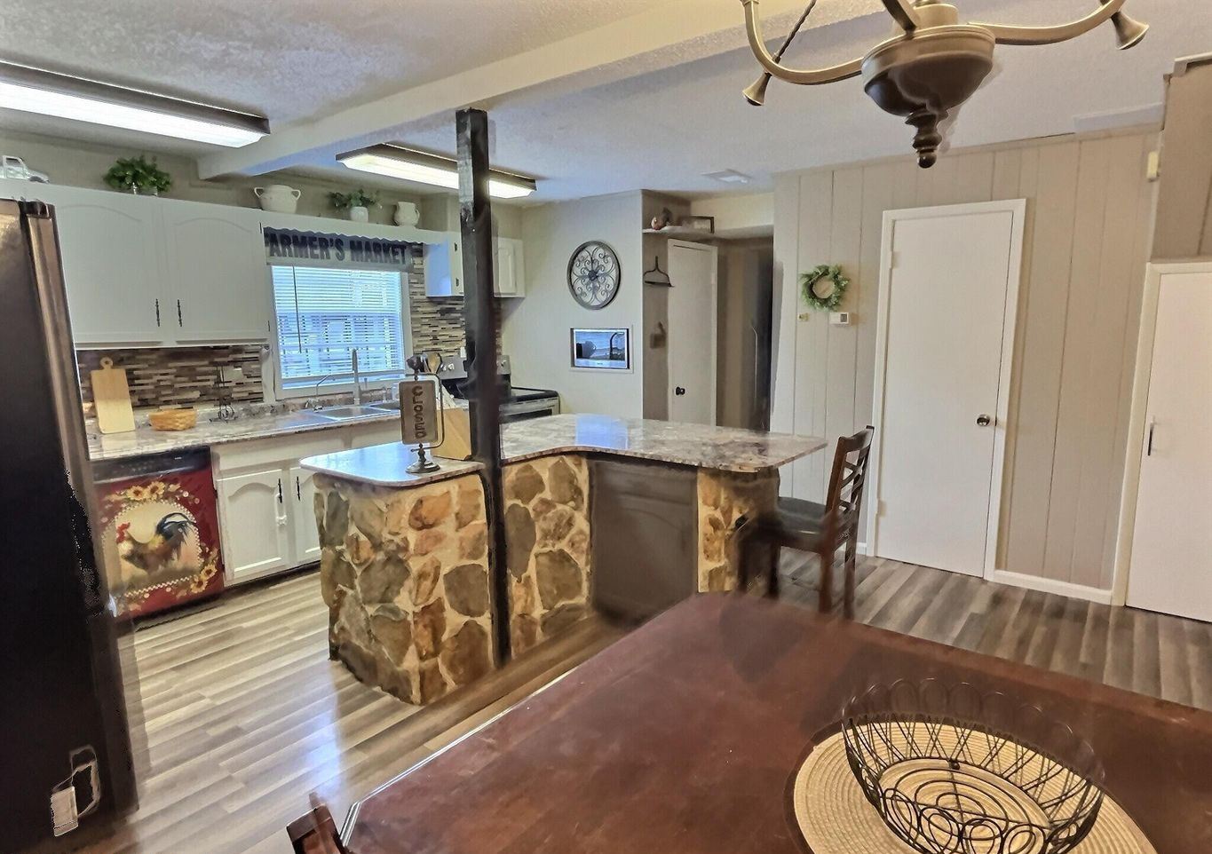 Palatka, Florida, 32177, United States, 4 Bedrooms Bedrooms, ,3 BathroomsBathrooms,Residential,For Sale,1898864