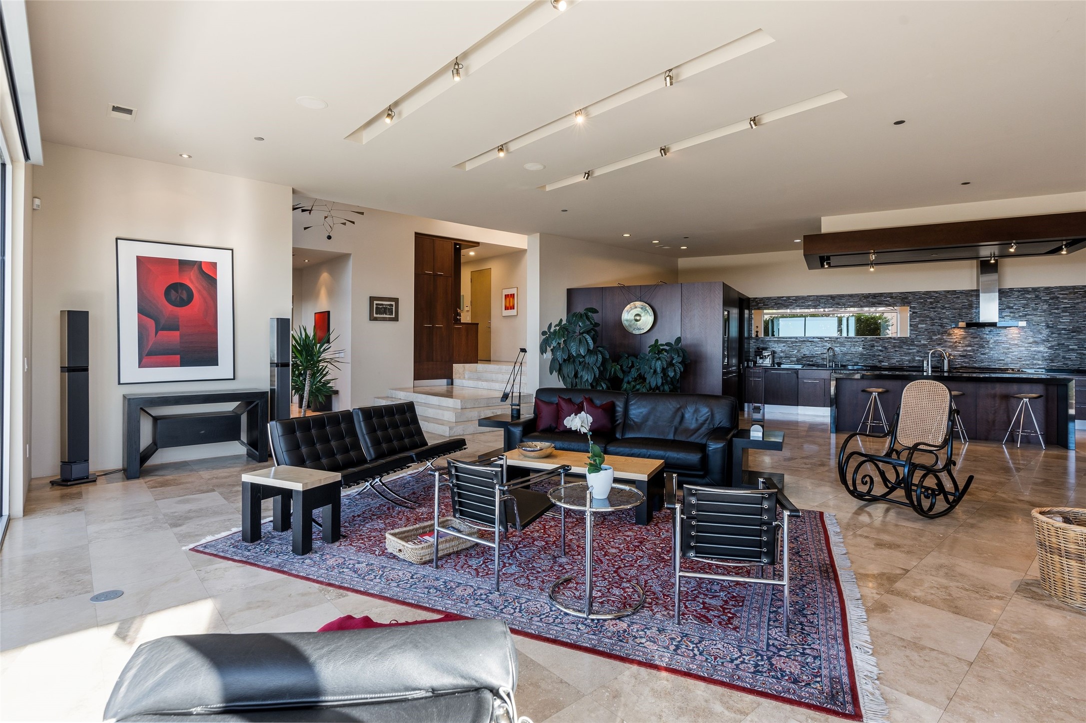  1135 S Summit Drive - 物件實景