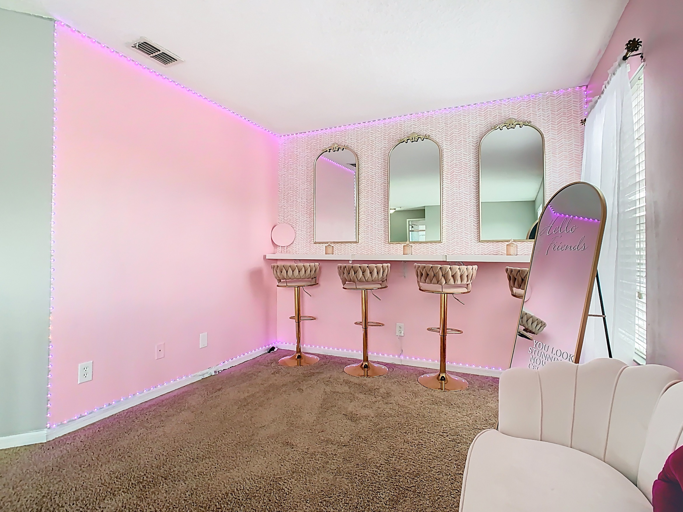 Kissimmee, Florida, 34747, United States, 6 Bedrooms Bedrooms, ,5 BathroomsBathrooms,Residential,For Sale,1920294
