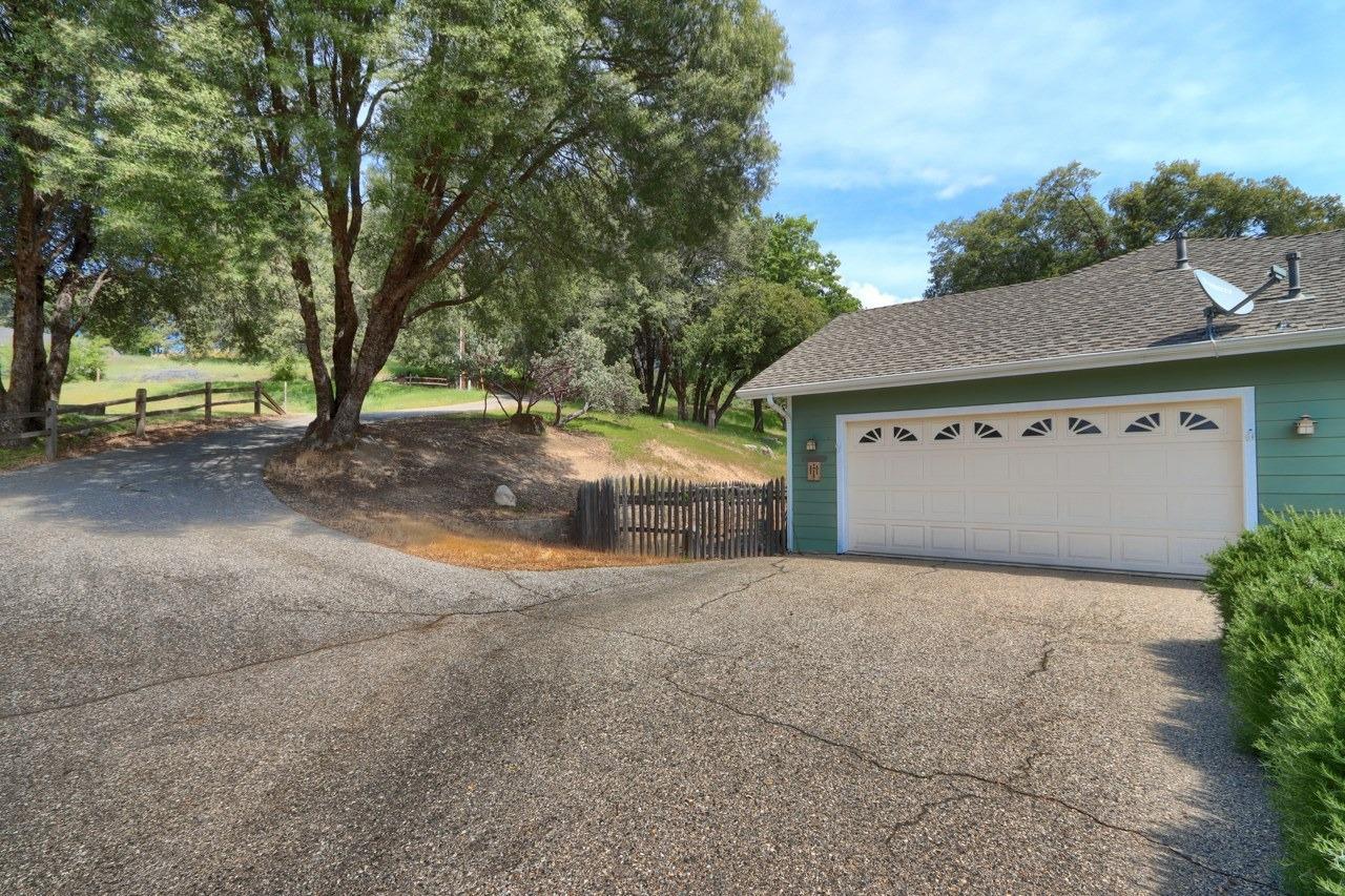 Mariposa, California, 95338, United States, 3 Bedrooms Bedrooms, ,3 BathroomsBathrooms,Residential,For Sale,1988847