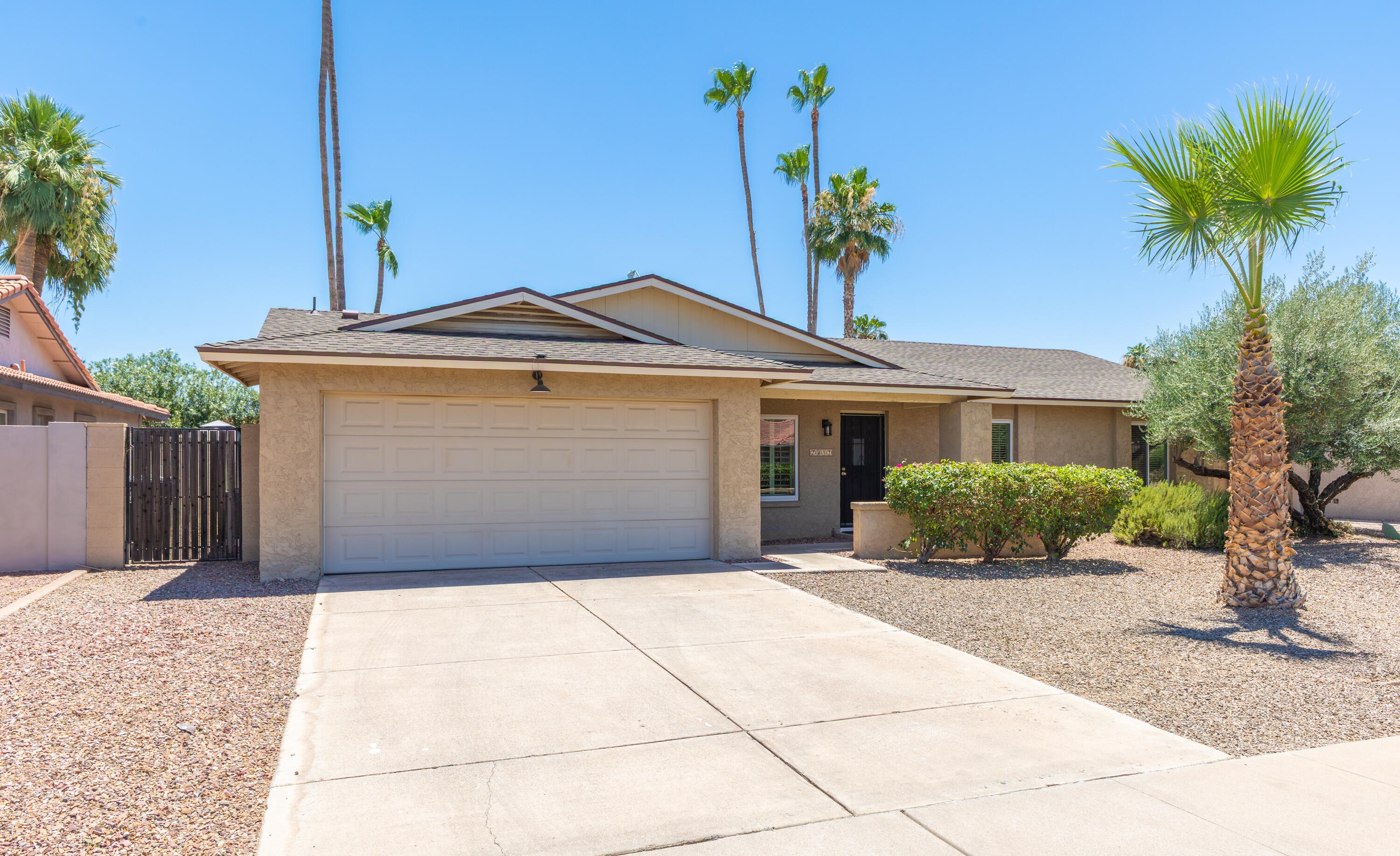 7917 E Vía de Belleza  Scottsdale, AZ - 物件實景