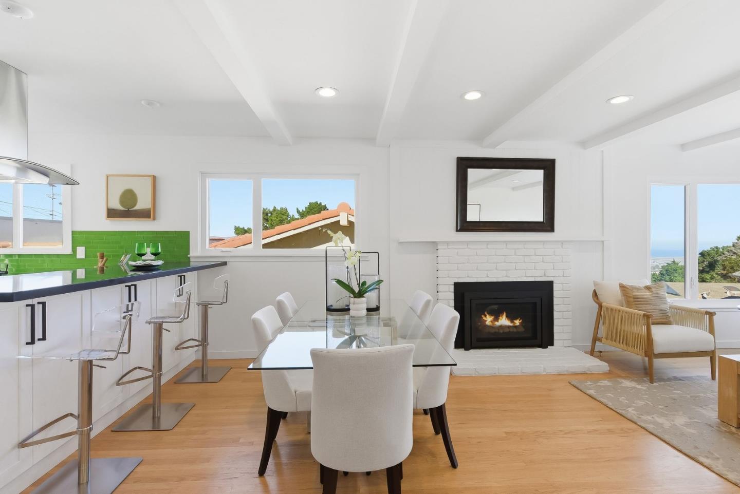 Millbrae, California, 94030, United States, 3 Bedrooms Bedrooms, ,3 BathroomsBathrooms,Residential,For Sale,1986526