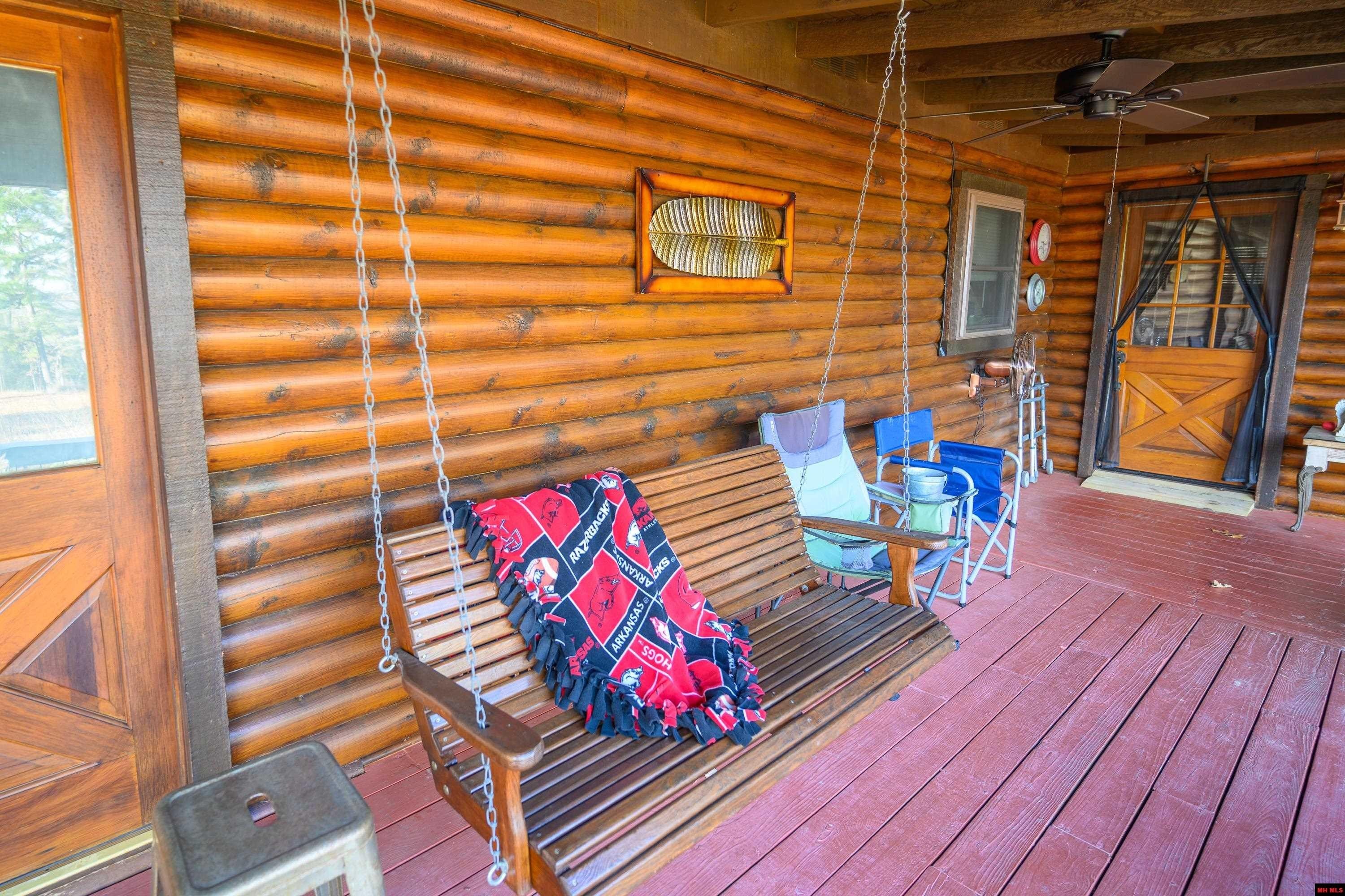 Mountain Home, Arkansas, 72653, United States, 2 Bedrooms Bedrooms, ,3 BathroomsBathrooms,Residential,For Sale,2009104