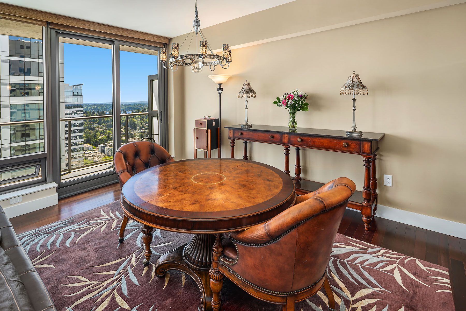  650 Bellevue Wy NE, Bellevue, WA 98004 - 物件實景